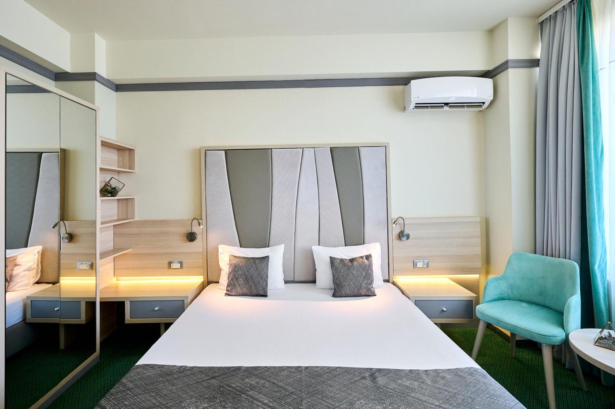 Malibu 4*