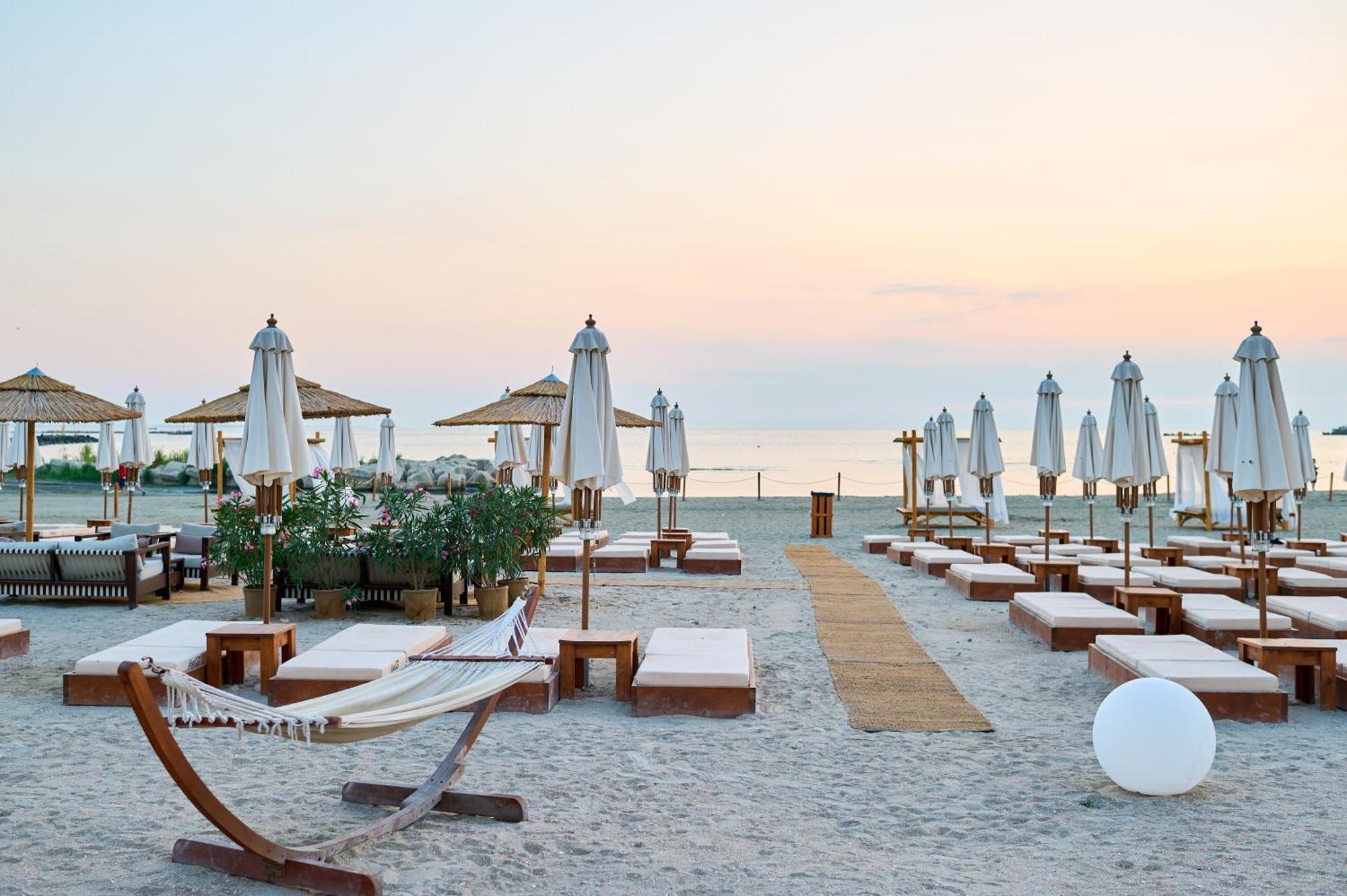 Malibu Hotel